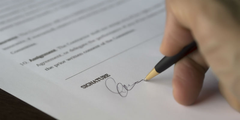 A person signing an updated will